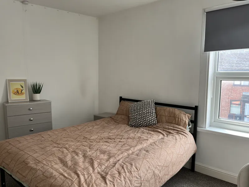 Sausthorpe St // 2 Bed // JULY 2026 - Image 7