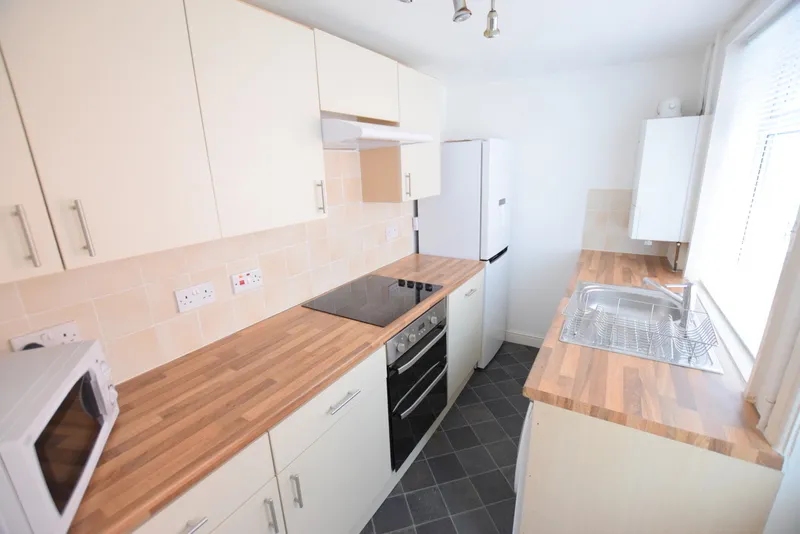 Sausthorpe St // 2 Bed // JULY 2026 - Image 3