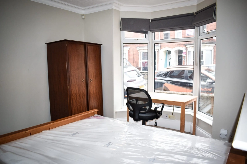 85 Foster Street - 5 spare rooms available - Thumbnail 7