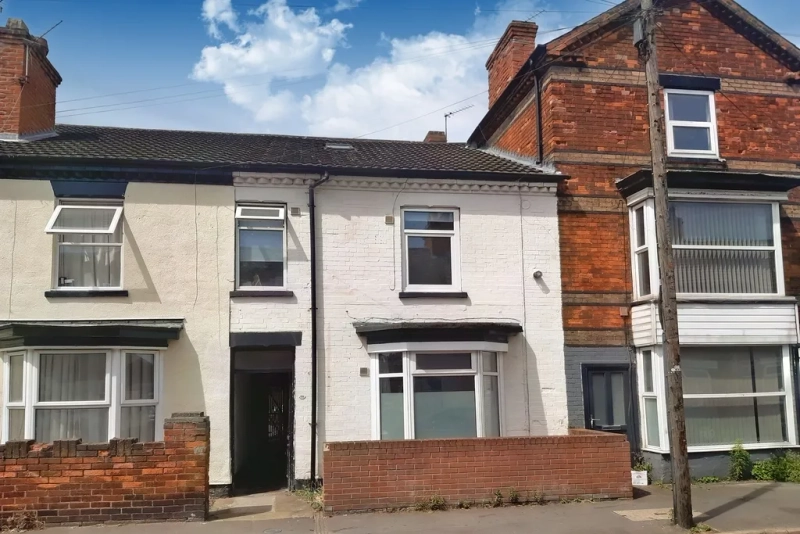14 St. Andrews - 6 Spare rooms available!! - Thumbnail 2