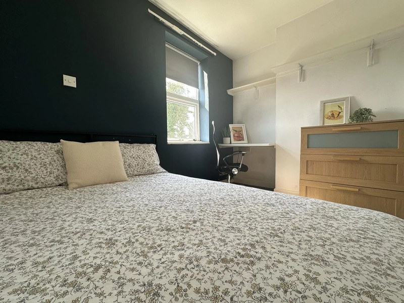 Alexandra Terrace | West End | Bills Inc - Thumbnail 20