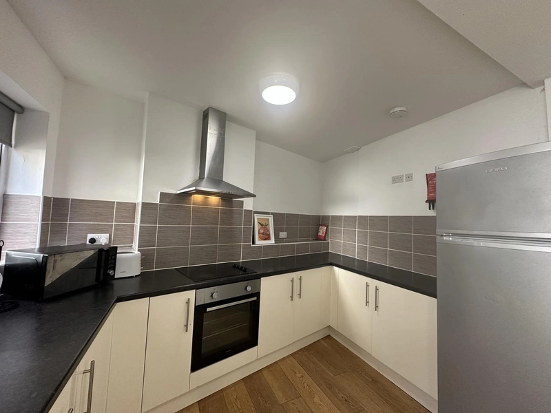 Alexandra Terrace | West End | Bills Inc - Thumbnail 7