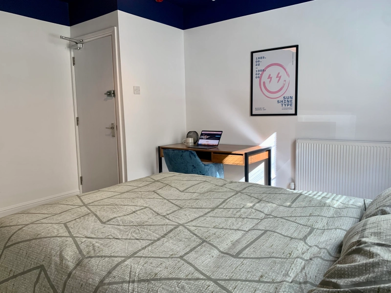 6 Bedroom Student House - Bills Included - Thumbnail 2