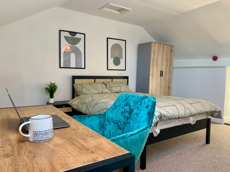 6 Bedroom Student House - Bills Included - Thumbnail 9