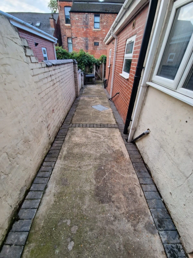 City Centre - 5 minute walk from NTU - Thumbnail 10