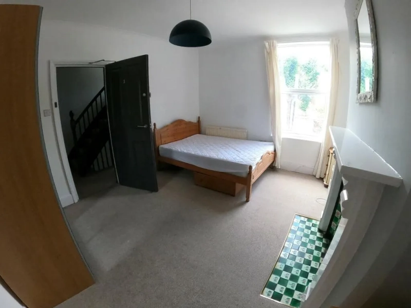 Professional House Share: Woodborough Road - 2 rooms remaining - Thumbnail 13