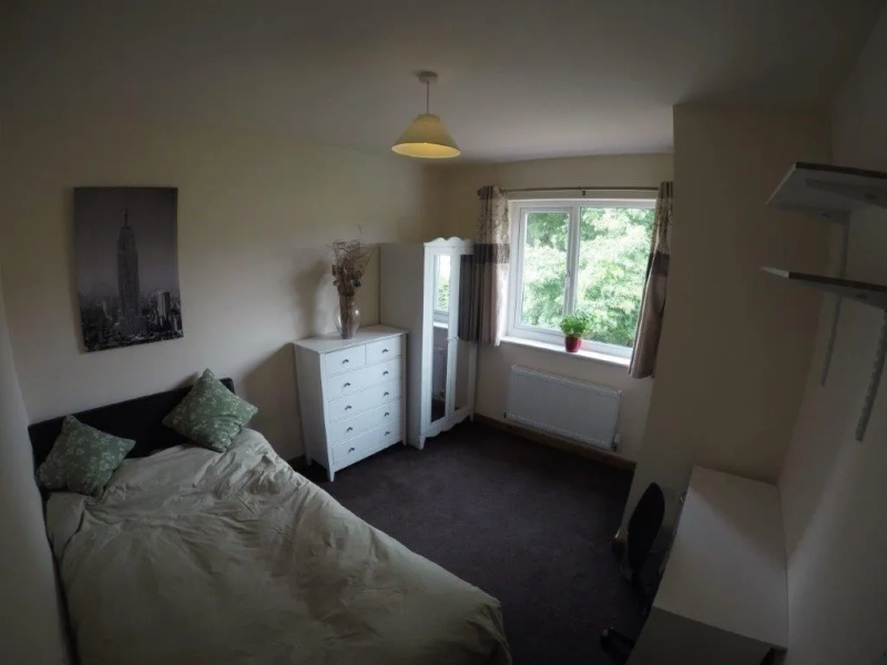Dunkirk: Beeston Road - 6 bedroom modern student property - Thumbnail 11