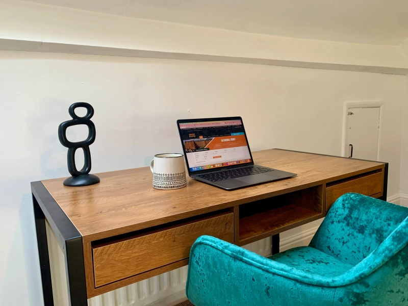 6 Bedroom Student House - Bills Included - Thumbnail 11