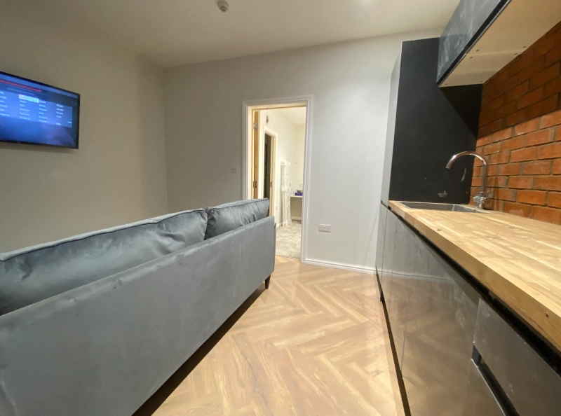 Luxury 1 Bed Student Apartment - Lenton (Flat 3) - Thumbnail 4