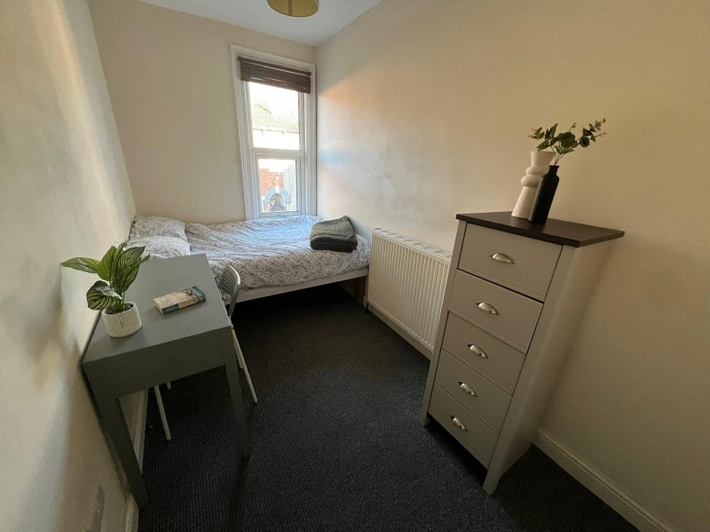 75 Portland Street - 5 Bed - Thumbnail 6