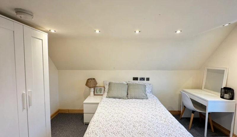 West Parade - 5 BED, LN1 1JT - Thumbnail 8