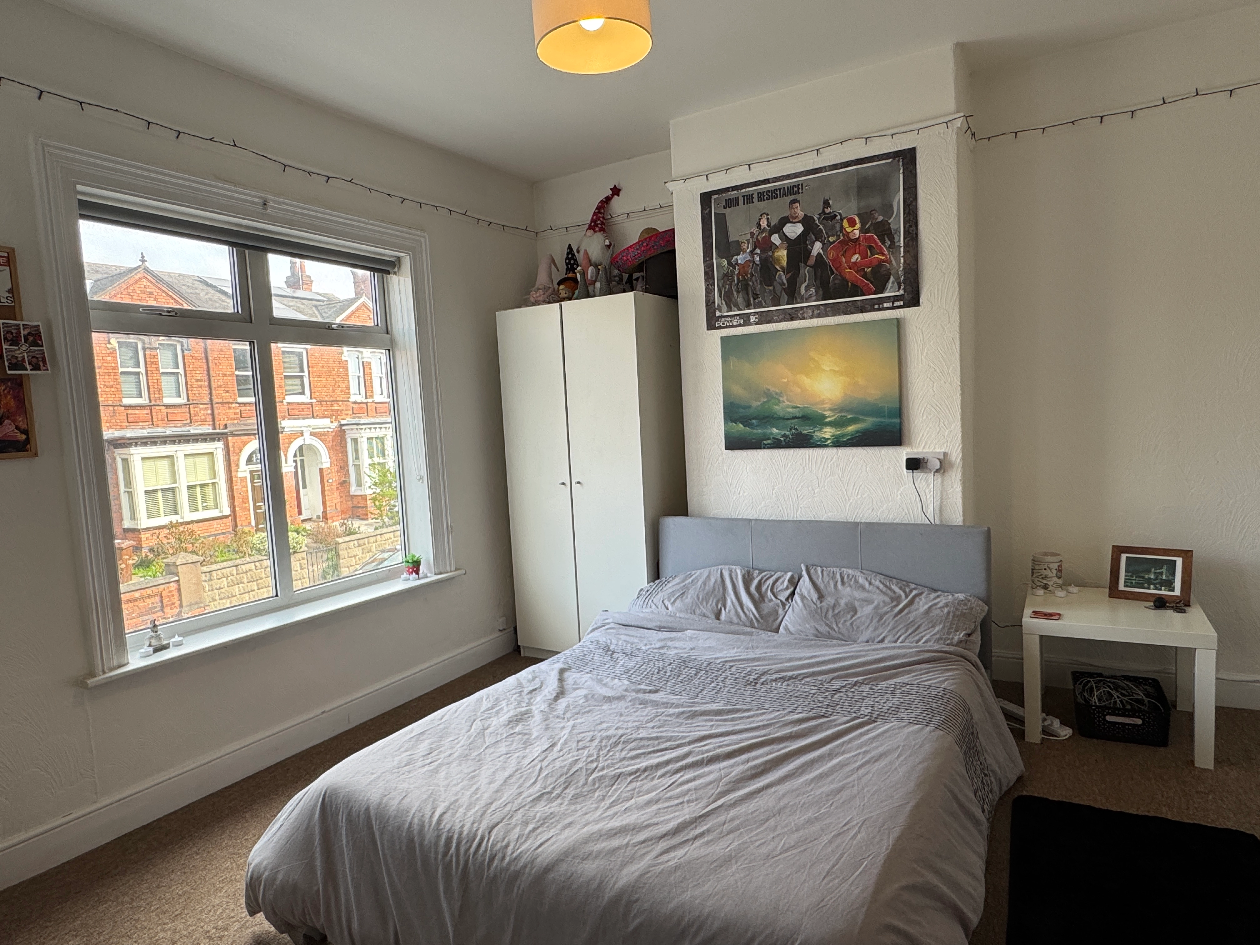 FIRST WEEK FREE! 55 West Parade *5 Bed +Study! - Image 1