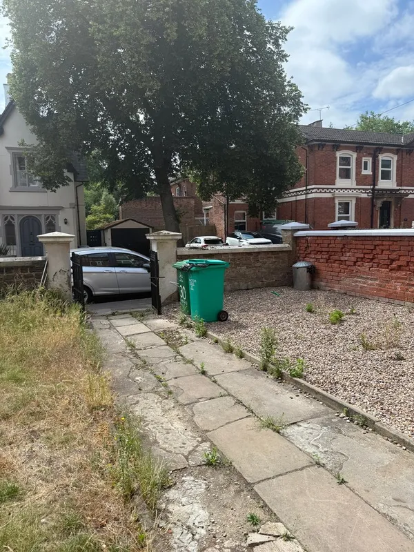 Spare Rooms, 117 Ilkeston Road, Nottingham, Nottinghamshire, NG7 3HE - Thumbnail 1