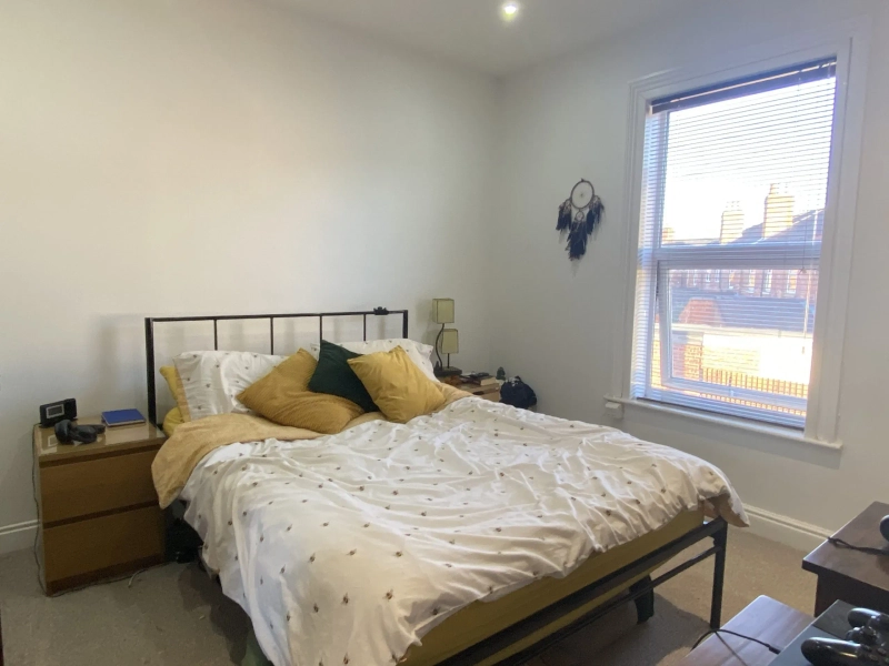 2 Bedroom - Student House - LN5 7UH - Thumbnail 3