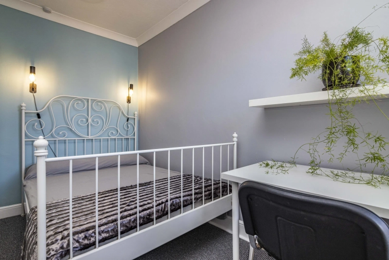 Thesiger Street, LN5 7UW - 3 Bed - Thumbnail 14