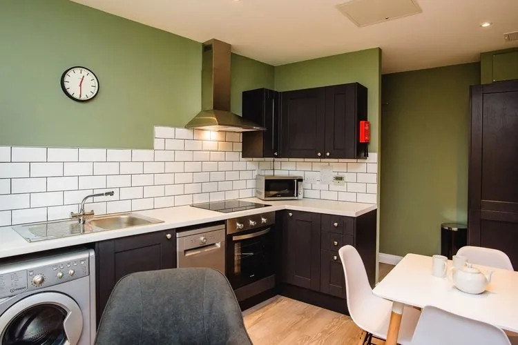 25B Lister Gate, Nottingham, Nottinghamshire, NG1 7EE - Thumbnail 1