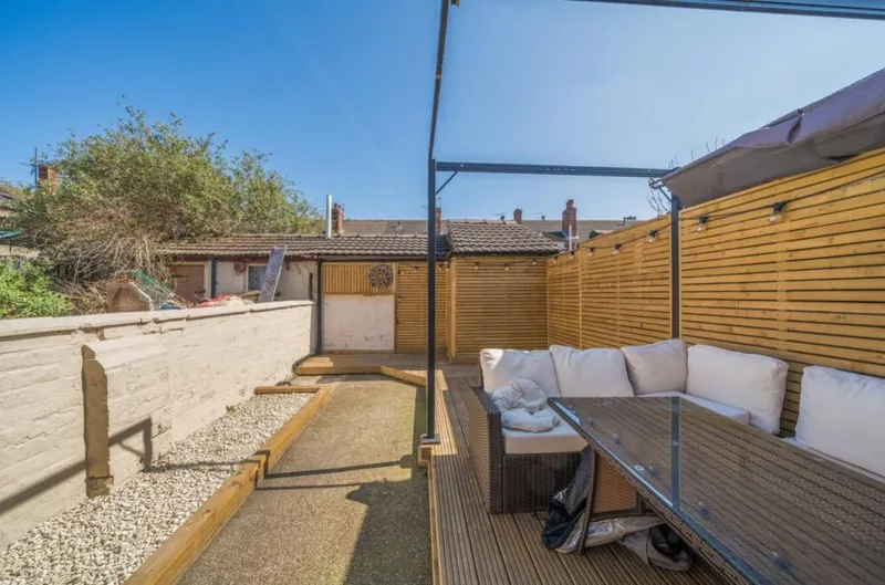 Luxury 1 Bed // Trollope St // AUG 2026 - Image 9