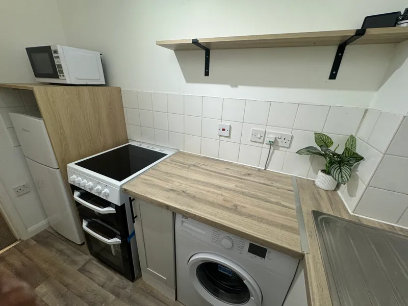 1 Bed Student Flat // Jun 2026 - Image 7