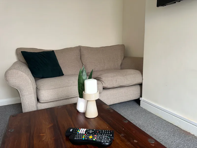 John St // 2 Bed // JULY 2026 - Image 5