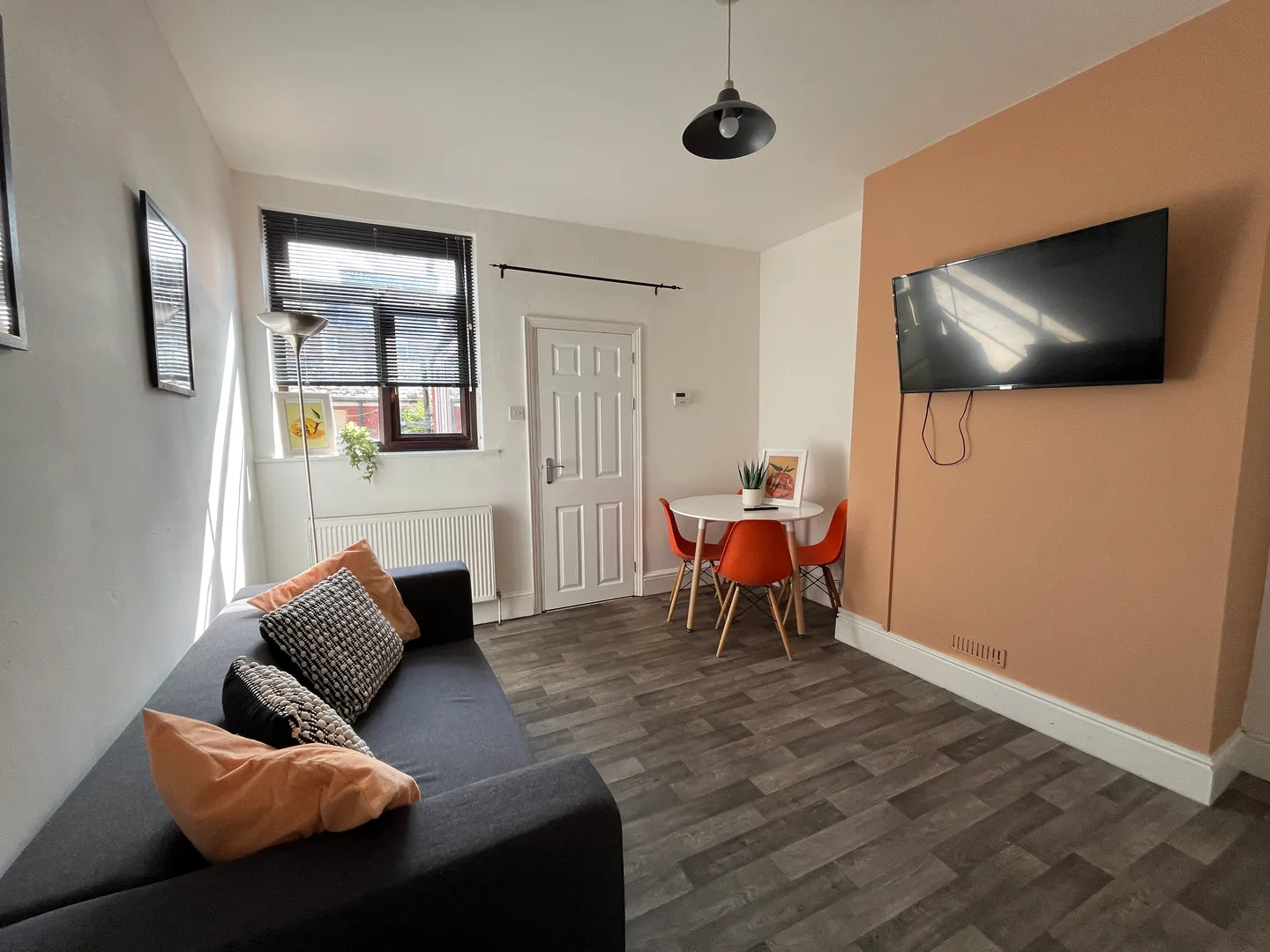 Henry St // 3 Bed +Study // AUG 2026 - Image 1