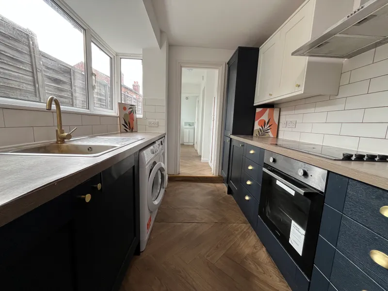 Ripon St // 4 Bed // SEPT 2026 - Image 2