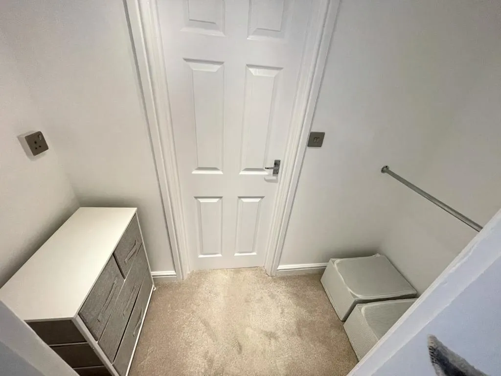 Luxury 2 Bedroom Apartment // 2026/7 - Main Image