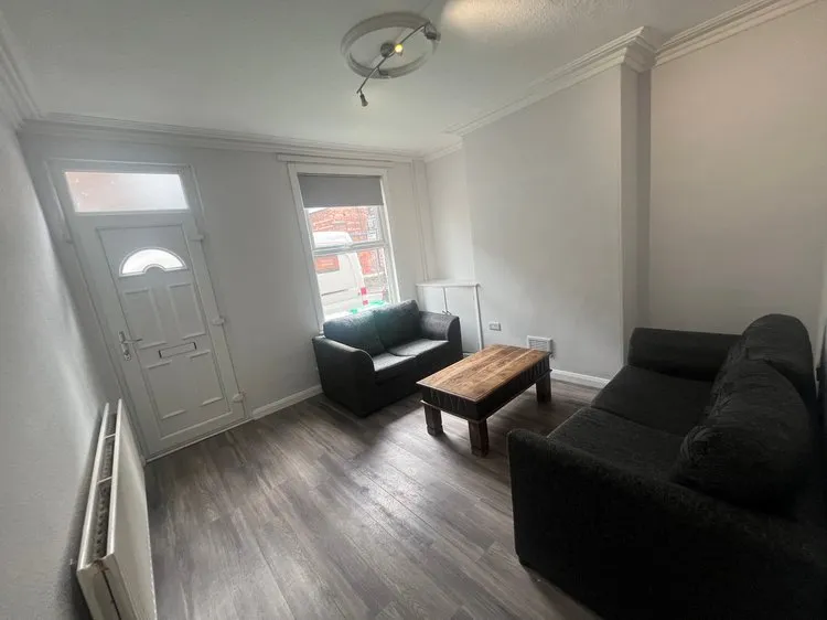 3 Palin Street, Nottingham, Nottinghamshire, NG7 5AD - Image 3