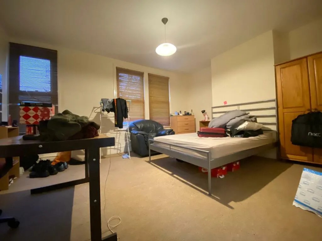 128 Radford Boulevard - 4 Bedroom 3 Bathroom Student House - Image 12