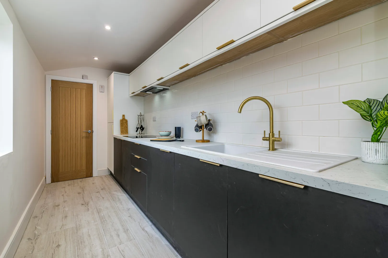 Luxury 2 Bed // All En-suite // SEP 2026 - Image 2