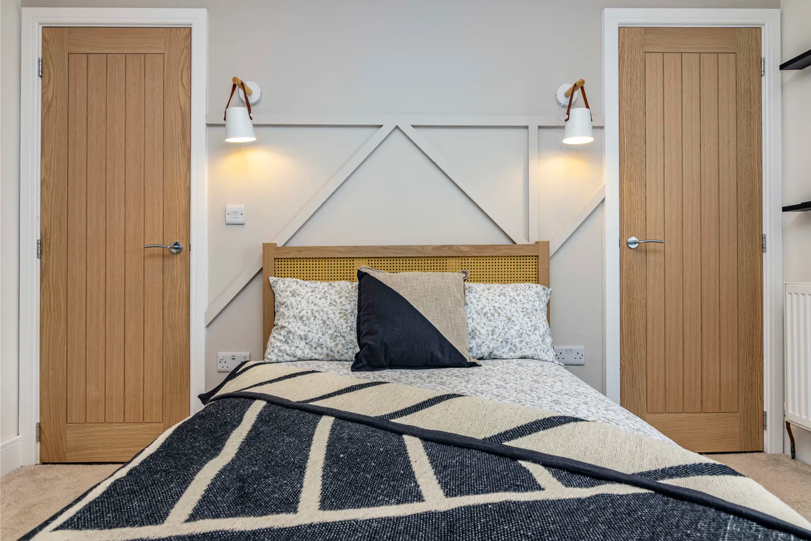 Luxury 2 Bed // All En-suite // SEP 2026 - Image 5