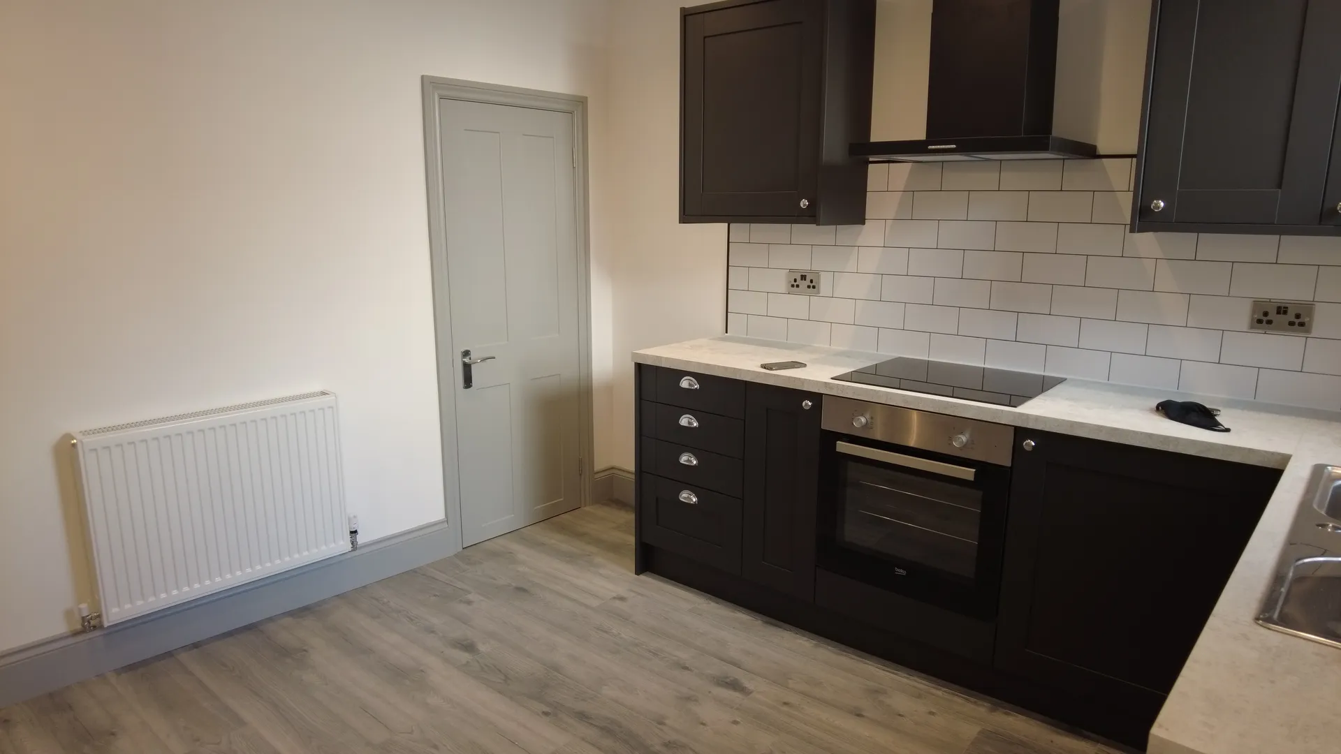 Modern 2 Bed 2 Bath Terraced House // 2026/7 - Image 1