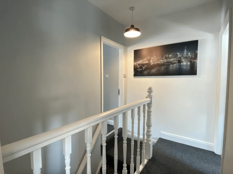 32 Kirkby Street - 2 Bed *Exclusive Offer* - Thumbnail 4