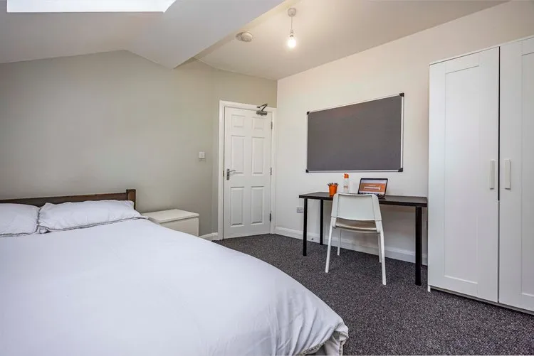 House Share // 4 Rooms Available // NG3 4HE (Cramner Grove) - Thumbnail 18