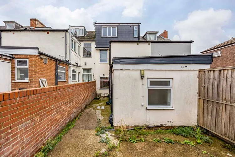 House Share // 4 Rooms Available // NG3 4HE (Cramner Grove) - Thumbnail 23