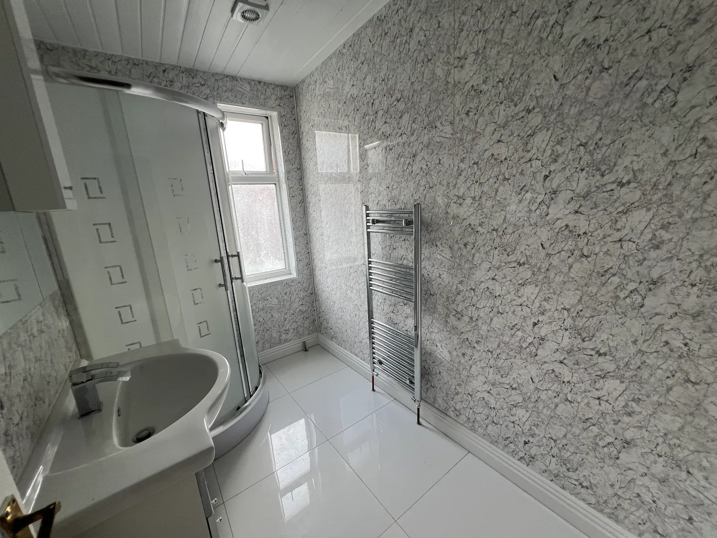 23 Bute Avenue: 7 bedroom student house NG7 1QB - Image 10