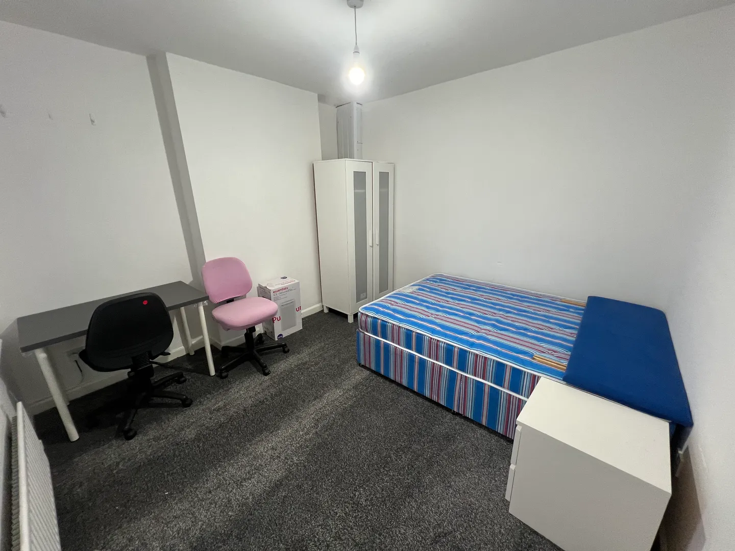 23 Bute Avenue: 7 bedroom student house NG7 1QB - Image 11