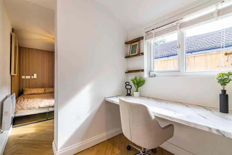 Ripon Street // Luxury 1 Bed Flat // Rear Garden - Thumbnail 7