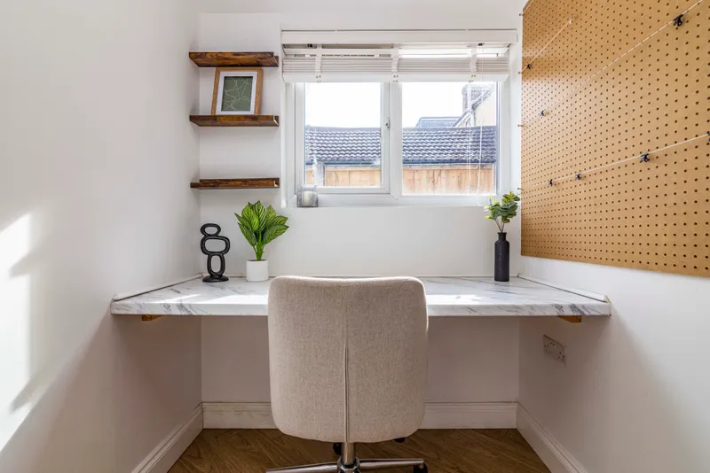 Ripon Street // Luxury 1 Bed Flat // Rear Garden - Thumbnail 4