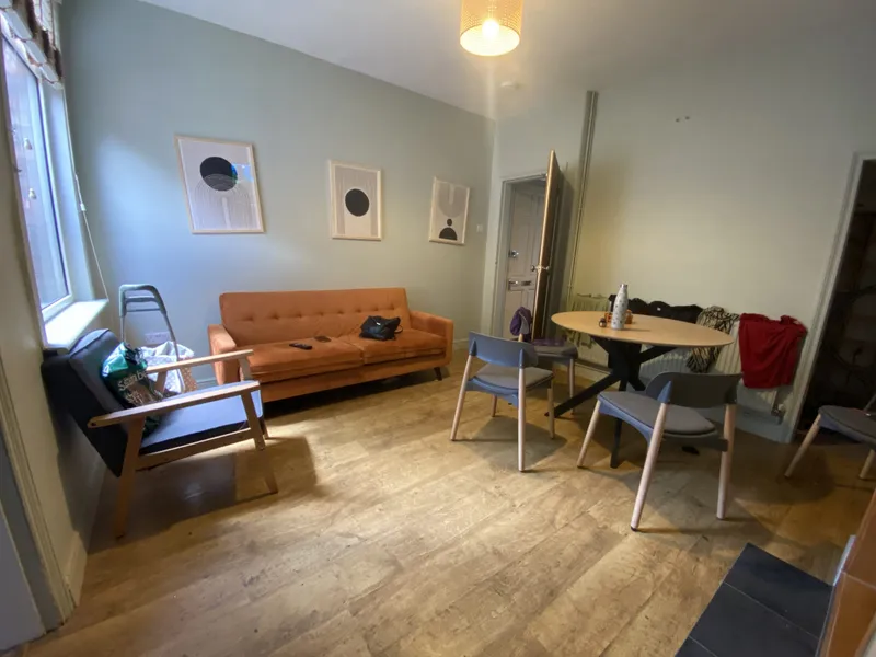 4 Bed // 2 Bath // Student House // Aug 2026 - Thumbnail 1