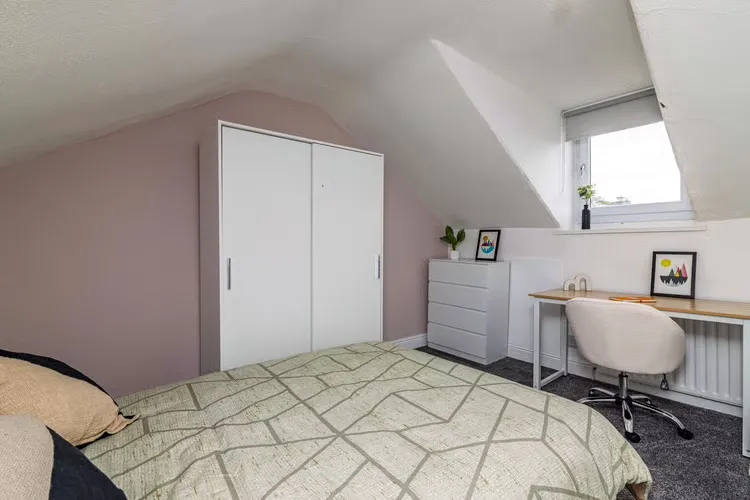 St Andrews St // 3 Bed // SEPT 2026 - Image 1