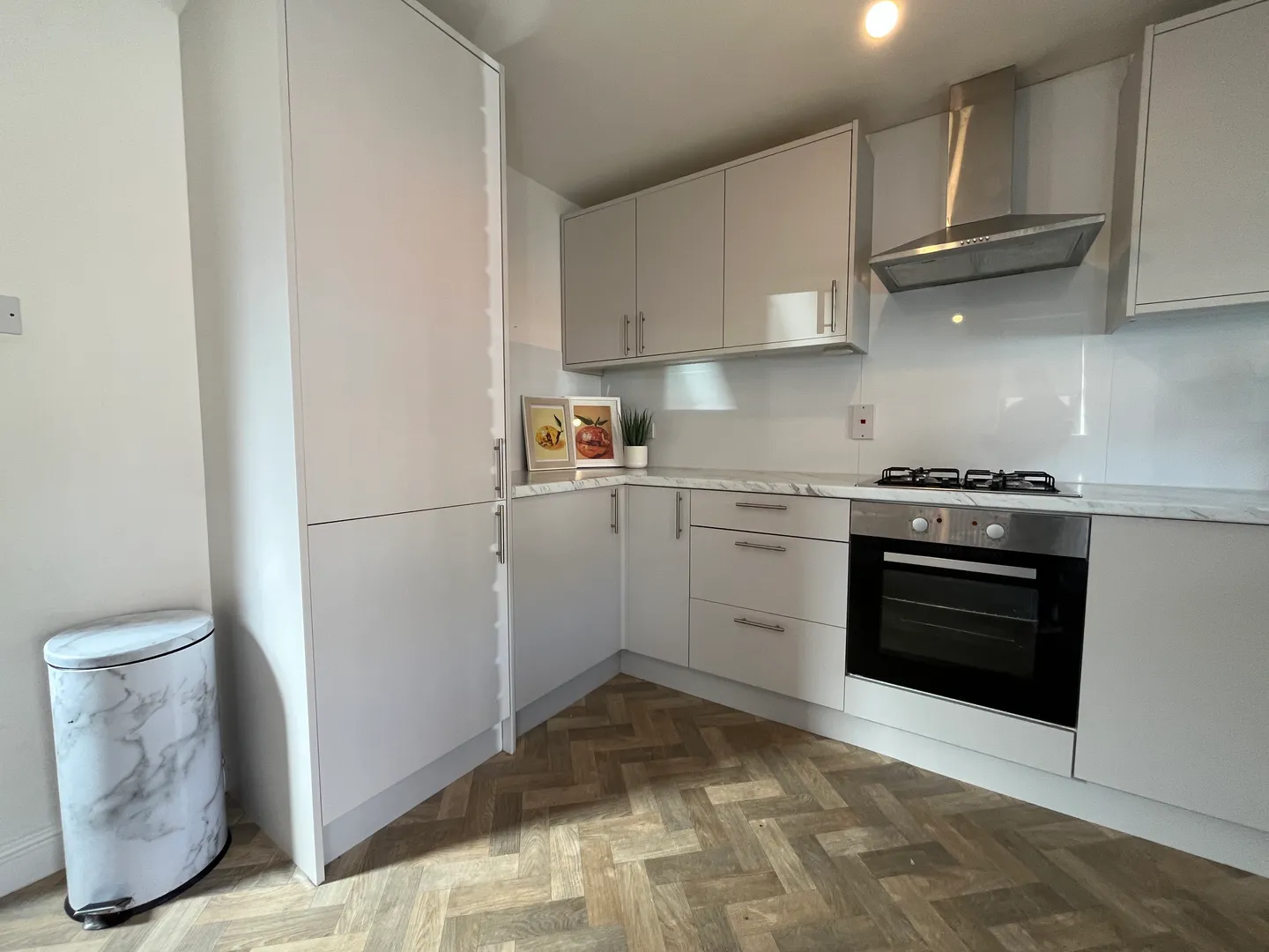 Extra Large Property // 4 Bed // SEPT 2026 - Image 1