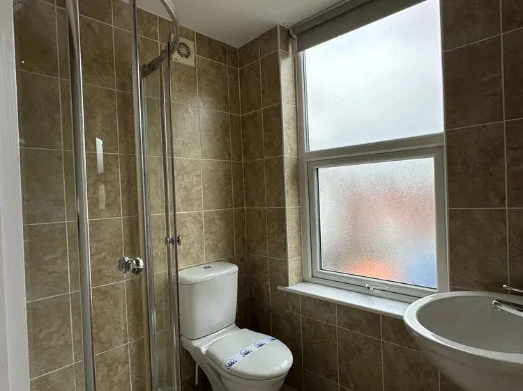 All Ensuites // Arboretum View // 5 Bed // AUG 2026 - Image 10