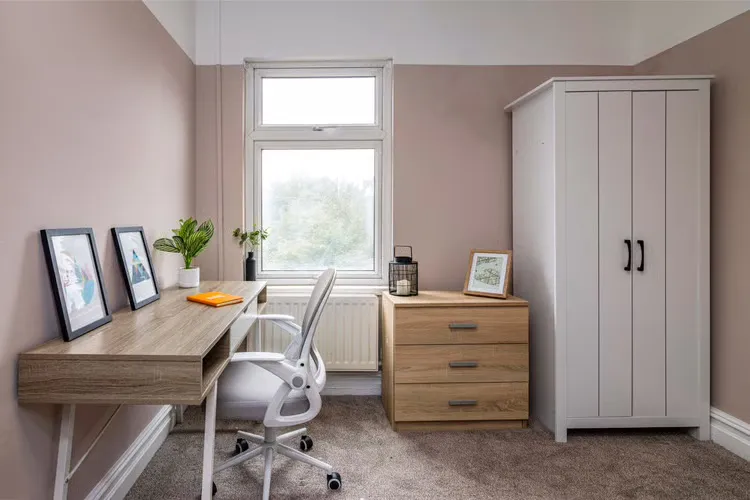 West End // Spacious 5 Bed // SEPT 2026 - Image 1