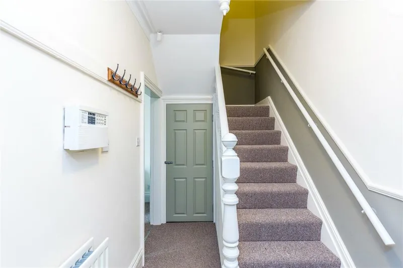 West End // Spacious 5 Bed // SEPT 2026 - Image 10