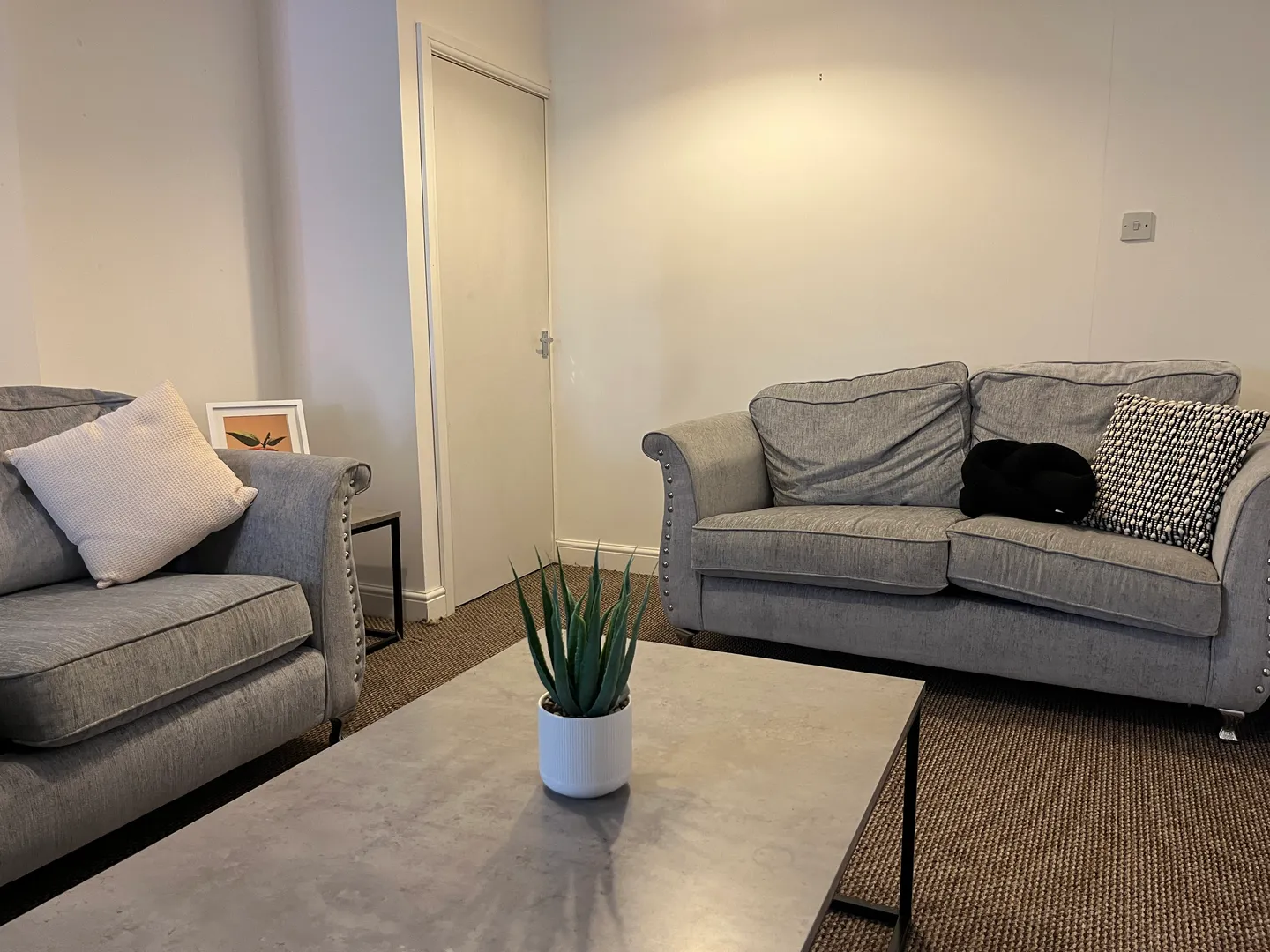 Extra Large Property // 3 Bed +Study // SEPT 2026 - Image 1