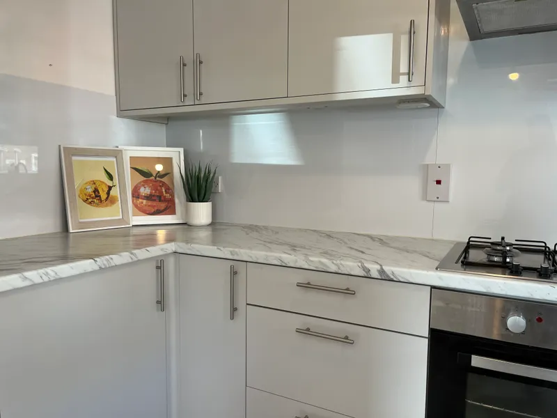 Extra Large Property // 3 Bed +Study // SEPT 2026 - Image 6