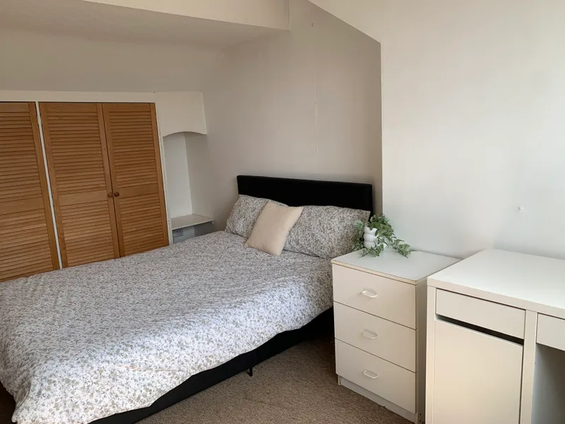 West End // Large 6 Bed // Student House // JUL 2026 - Image 11