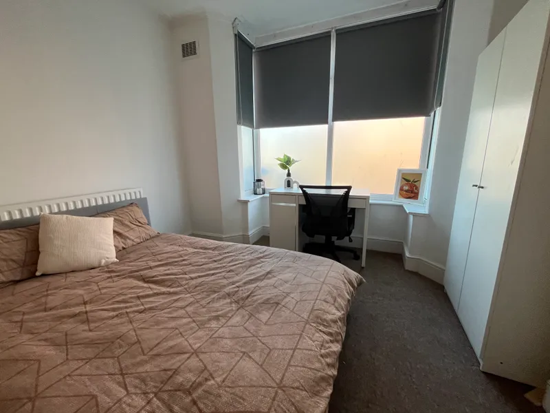 West End // Large 6 Bed // Student House // JUL 2026 - Image 15