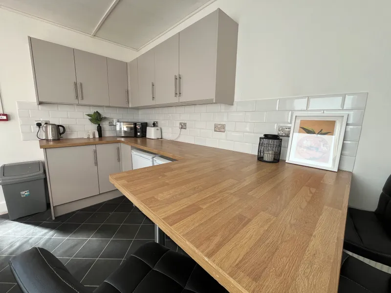 West End // Large 6 Bed // Student House // JUL 2026 - Image 4