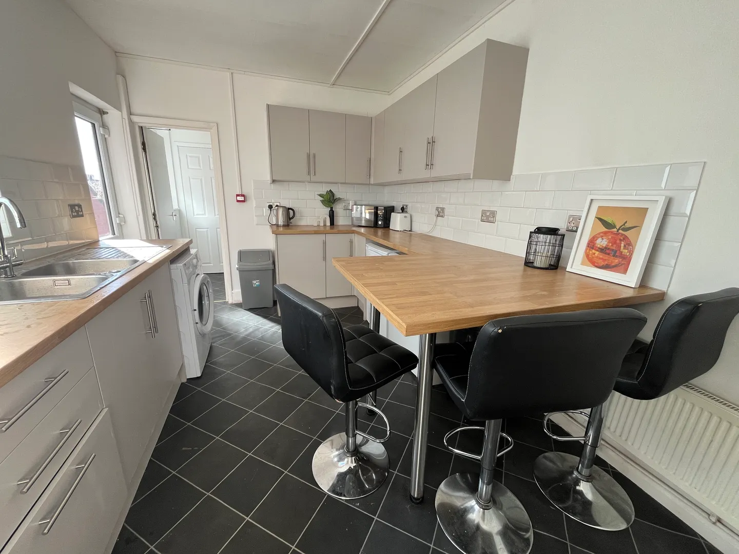West End // Large 6 Bed // Student House // JUL 2026 - Image 1